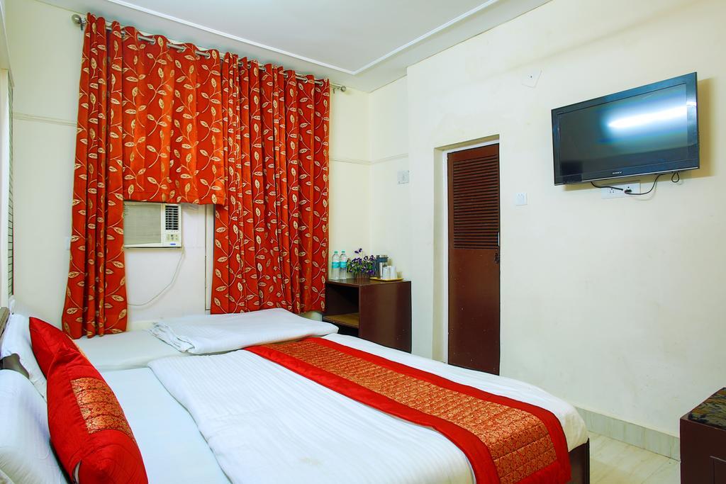 Hotel Raghunath Jammu Bagian luar foto